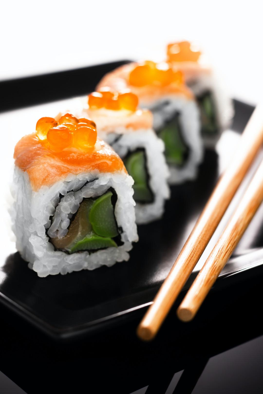 Préparez vos propres délices japonais : Sushis faits maison !