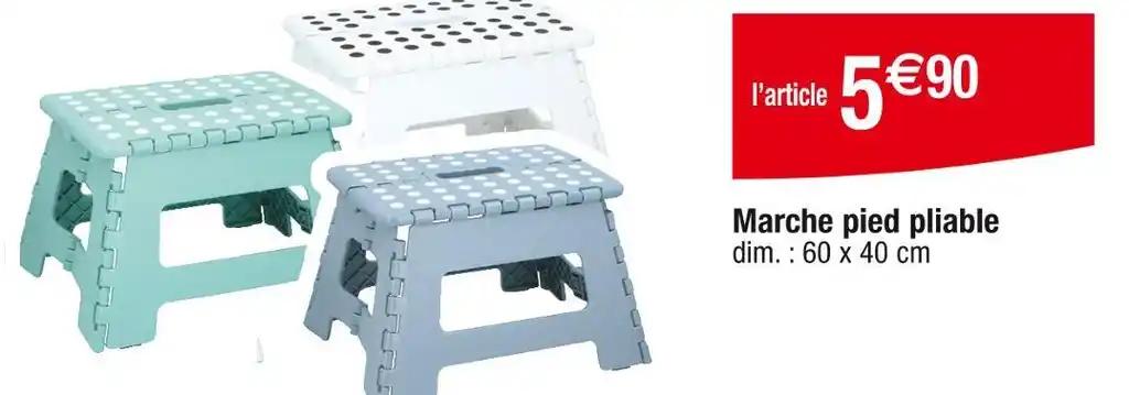 Marche pied pliable