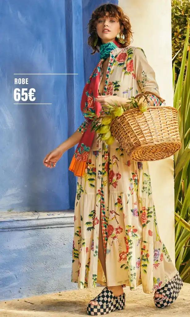 ROBE