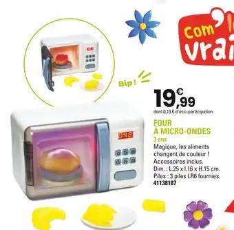 Four à micro-ondes