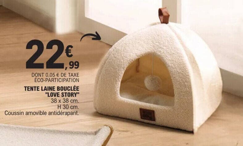 TENTE LAINE BOUCLÉE "LOVE STORY" 38 x 38 cm.