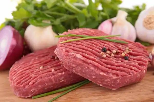 4 steaks hachés 15% M.G. CARREFOUR Le Marché