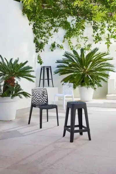 Tabouret haut métal noir