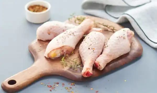 Pilons de poulet blanc