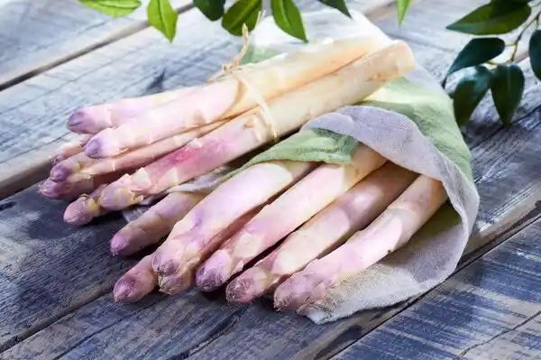 Asperge blanche et violette