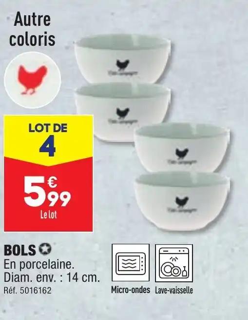 BOLSO En porcelaine. Diam. env. 14 cm.