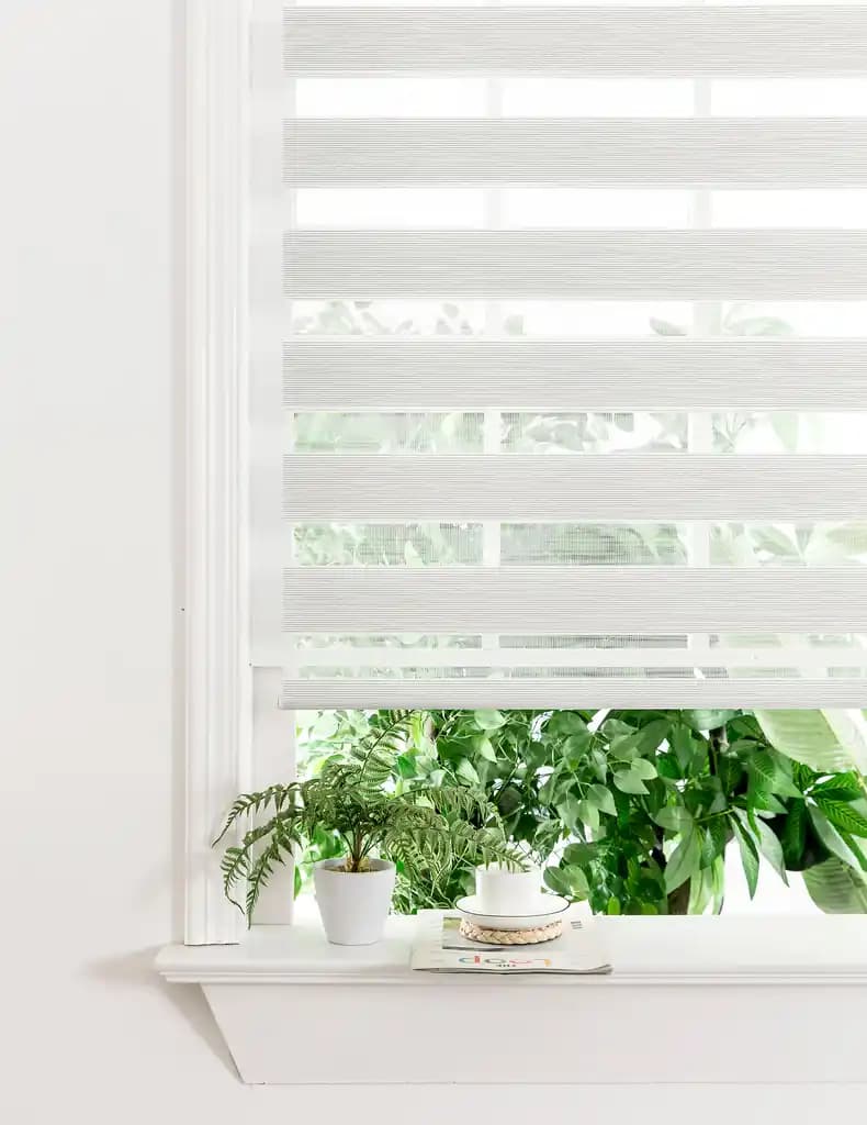 Store enrouleur jour / nuit Elin ligné blanc et gris Colours 180 x 180 cm