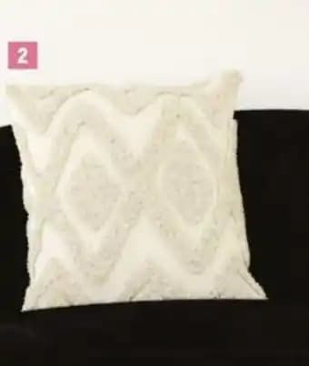 COUSSIN ÉTHNIQUE RELIEF LOSANGE ÉCRU