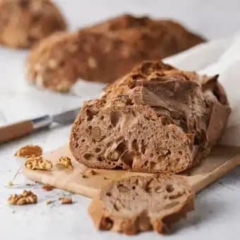 Pain campagnard aux noix