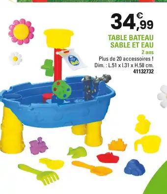 Table bateau sable et eau