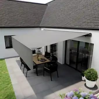 Store banne motorisé semi coffre 5 x 3 m